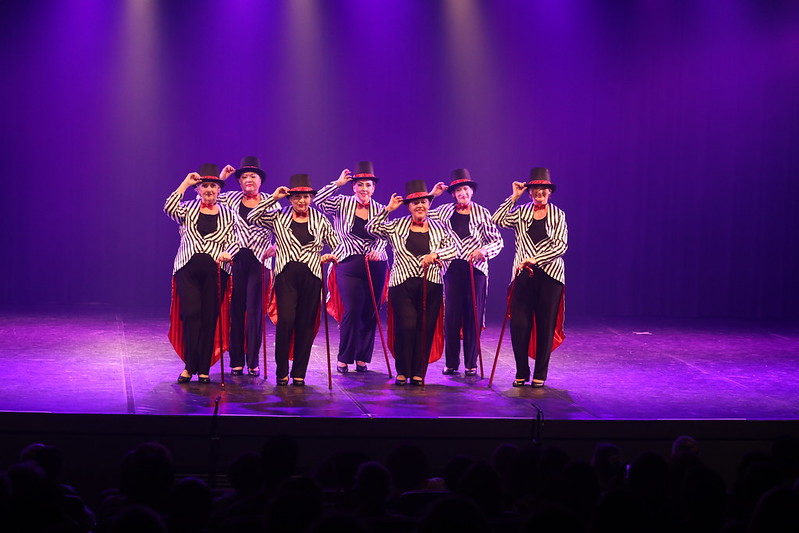 Instituto Festival de Dança de Joinville oferece aulas gratuitas para